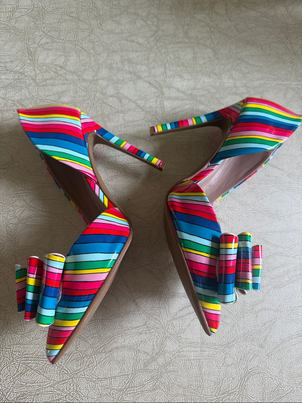 Betsey Johnson PRINCE-P BRIGHT MULTI PUMPS - Picture 12 of 15